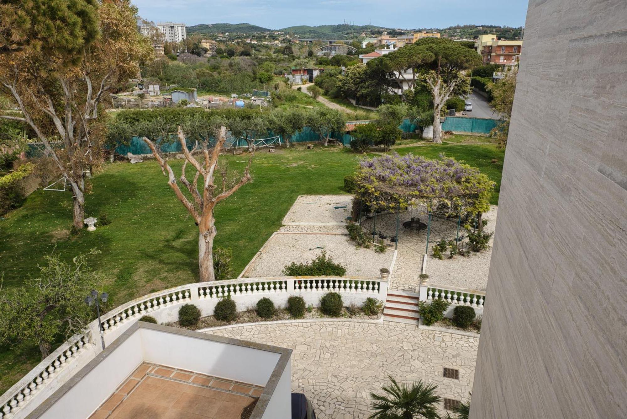 Palazzo Podesta Civitavecchia Esterno foto